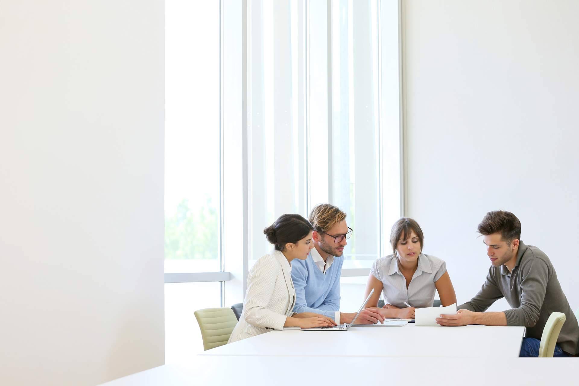 Más de 6.000 empresas españolas deberán revisar sus planes de igualdad y estructura interna en 2026