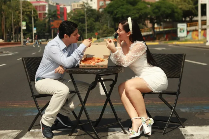 pareja en redes258 Merca2.es