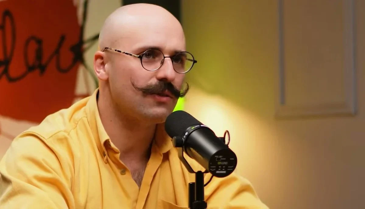 Andrés Caramés, filósofo: “El miedo a estar solo empuja a encadenar parejas sin procesar rupturas”