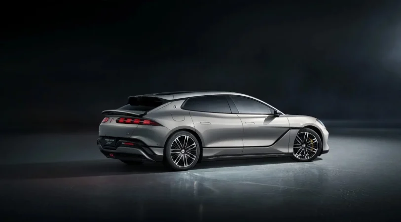 DENZA Z9GT: el gran turismo que gira como un utilitario 5 Merca2.es Denza Z9GT