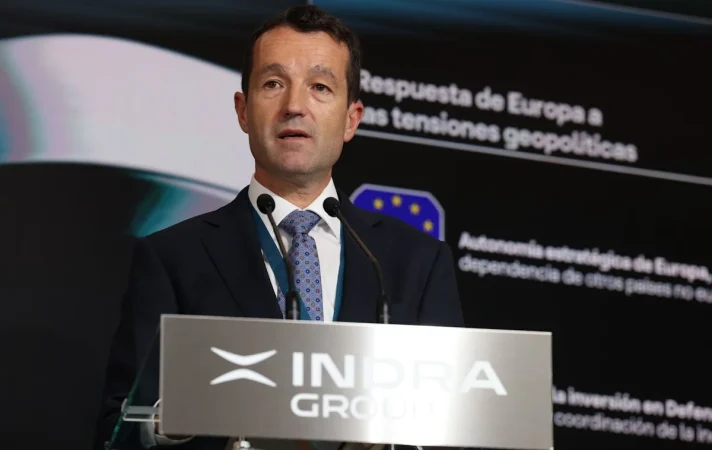 La siguiente fase de crecimiento provendrá de cuatro vías adicionales: vehículos terrestres, espacio, armas y municiones e IndraMind. Imagen: Indra