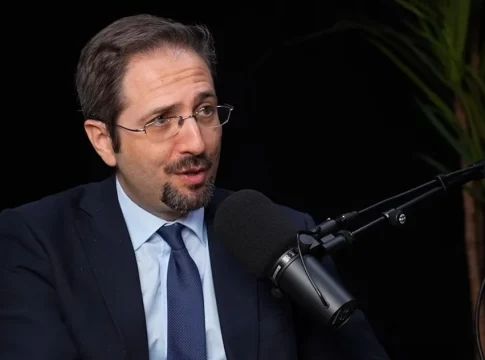 Nahuel Llamas, periodista y analista económico: “No saber qué es la inflación explica por qué se pierde poder adquisitivo sin darse cuenta” Nahuel Llamas, periodista y analista económico: “No saber qué es la inflación explica por qué se pierde poder adquisitivo sin darse cuenta”