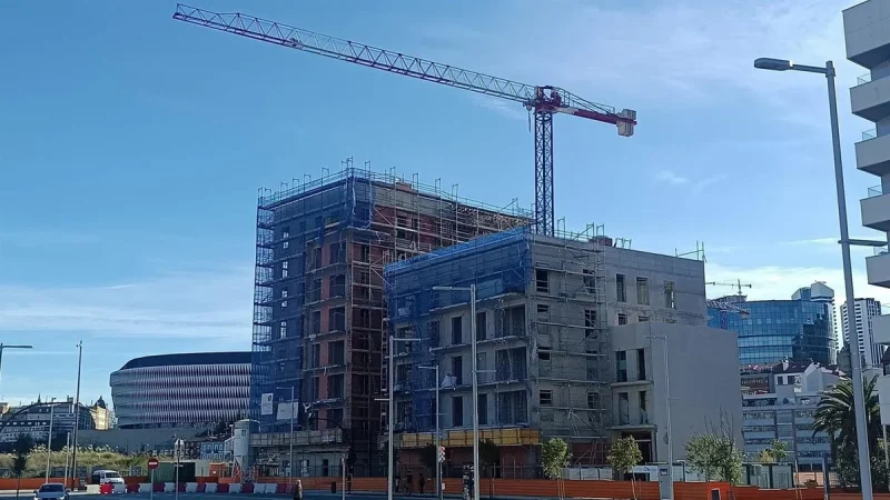 Incentivos y agujeros sociales: Andalucía lanza su ley de Vivienda 1 Merca2.es Vivienda2 Merca2.es