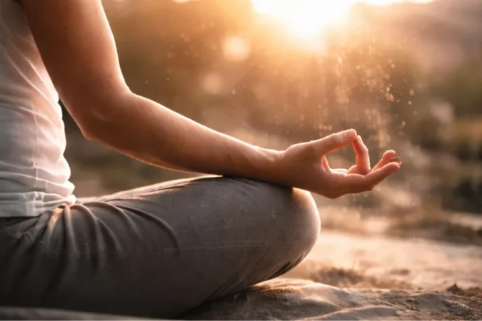 La señal física que tu cuerpo usa cuando tu mente está saturada 1 Merca2.es mente