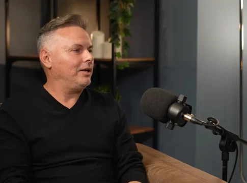 Manuel Morales, funcionario de prisiones: “El sistema quiere presos que no den problemas; reinsertar ciudadanos no es la prioridad” Manuel Morales, funcionario de prisiones: “El sistema quiere presos que no den problemas; reinsertar ciudadanos no es la prioridad”