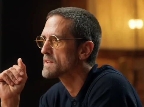 Omar Enfedaque, músico y compositor: “He muerto dos veces, y ahí entendí que no tenemos el control de la vida” Omar Enfedaque, músico y compositor: “He muerto dos veces, y ahí entendí que no tenemos el control de la vida”