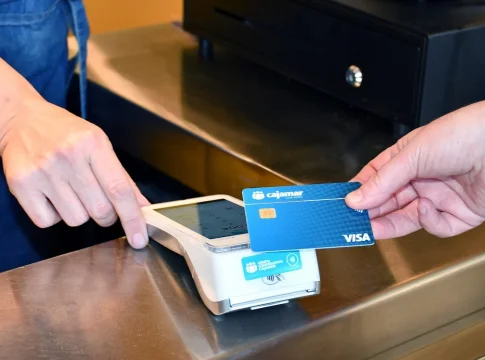 Pagos con tarjeta con un datáfono