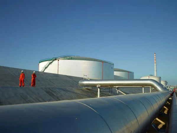 Buen pronóstico para Galp: podría sorprender al mercado pese a su débil trimestre 2 Merca2.es Refineria de Galp Fuente Galp Merca2.es