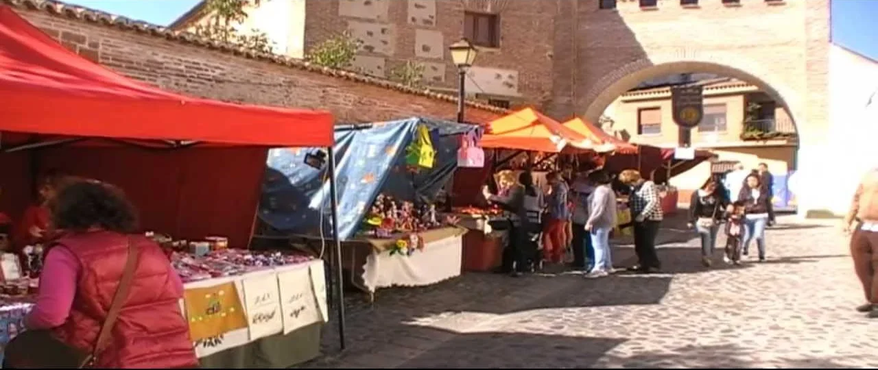 Deja de ir siempre al Rastro, a poco más de una hora tienes el paraíso de las antigüedades que nadie conoce