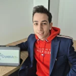 “Estamos trabajando en una app con un motor de IA multimodal que permite ver la evolución del deterioro cognitivo del paciente” 1 Merca2 Ismael Maceira, CEO de SAMIRA DTx