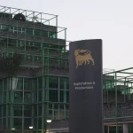 Eni brilla por su estrategia en renovables pese a un potencial limitado en bolsa 2 Merca2 Eni brilla por su estrategia en renovables pese a un potencial limitado en bolsa