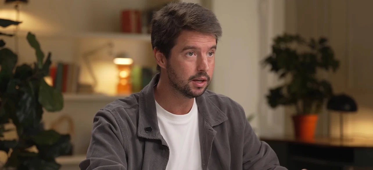 Alejandro Villena, psicólogo y sexólogo: “La IA de Elon Musk estuvo desnudando a 6.700 mujeres por hora”