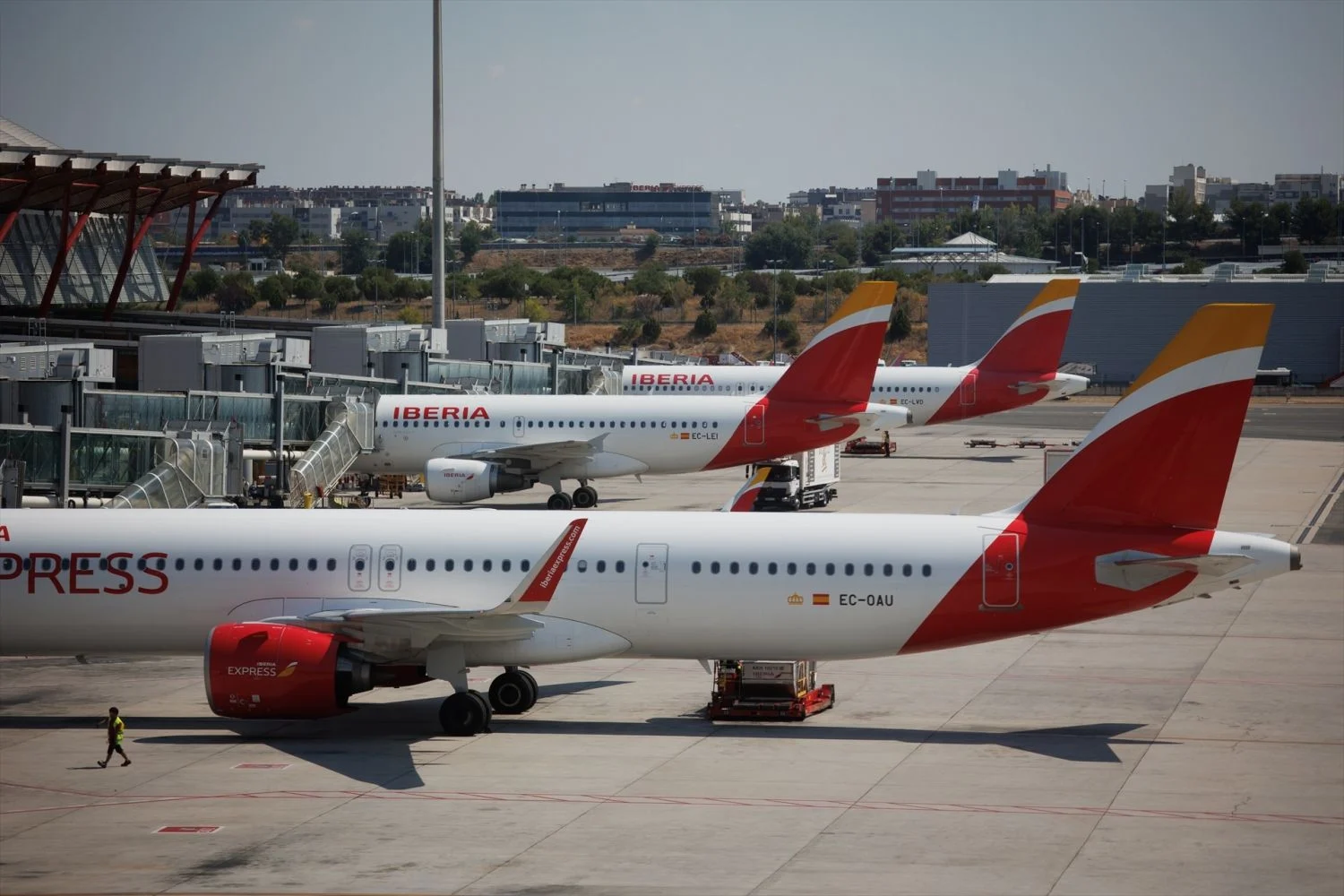 Los analistas apuestan por IAG, matriz de Iberia, a pesar de su caída en Bolsa