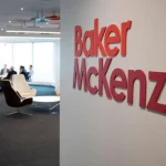 Baker McKenzie: tú a Barcelona y yo a Madrid (que cobro más) 1 Merca2 Baker McKenzie