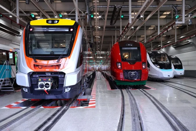 CAF consigue 300 millones de euros con un nuevo contrato en Serbia 1 Merca2.es CAF Unidades en Nave de Pruebas