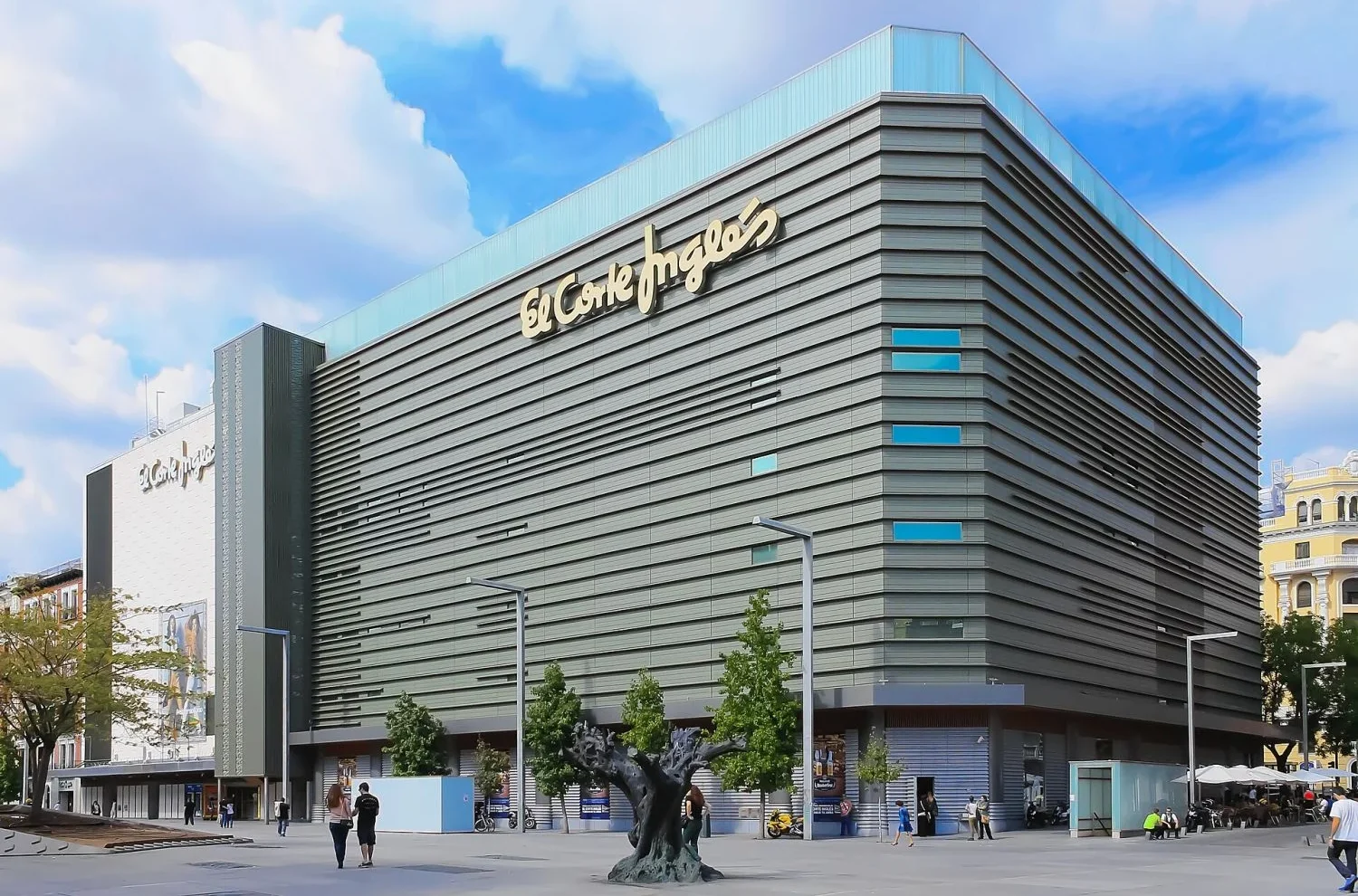 Los 7 vestidos de El Corte Inglés para ser la invitada perfecta en 2026: de Miphai a Tintoretto