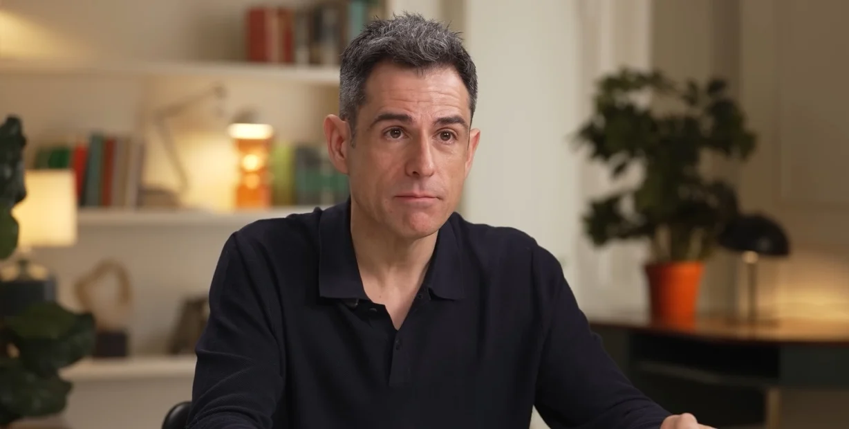 Fernando Mora, doctor en medicina: “El estrés crónico desajusta tu cerebro; es el verdadero origen de la ansiedad”