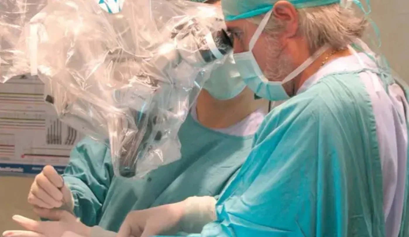 En el abordaje de los tumores cerebrales, preservar la función neurológica es tan importante como extirpar la lesión