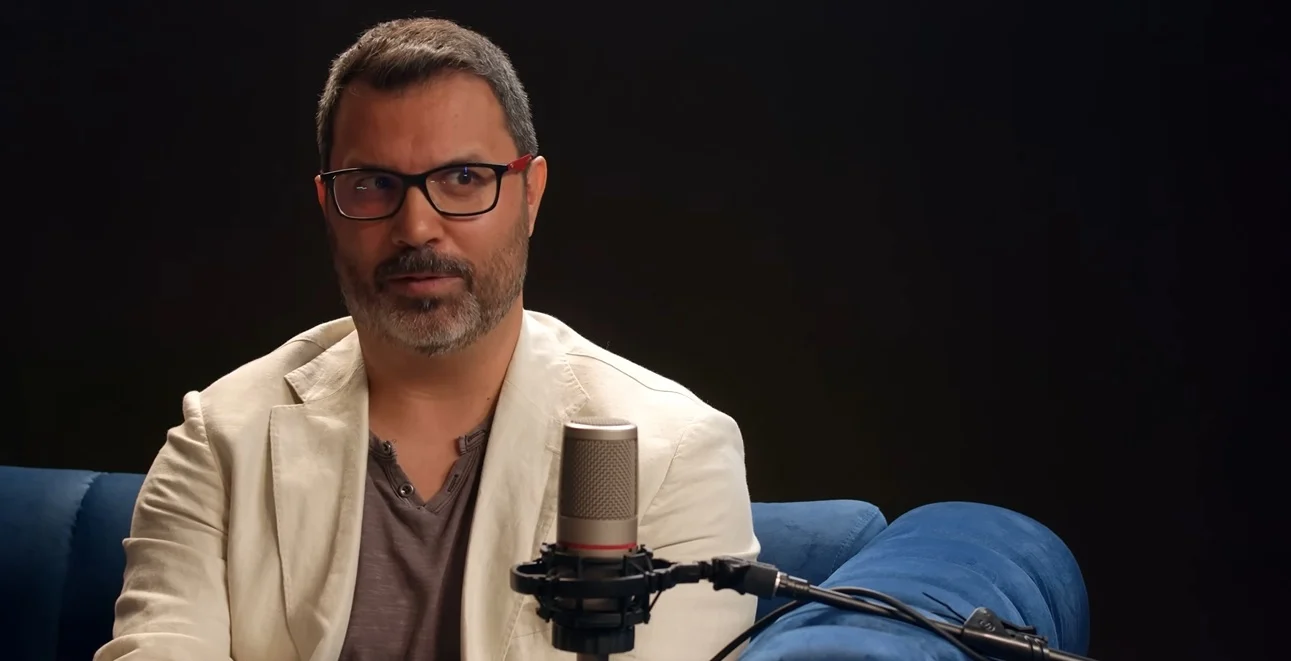 Tony Estruch (44), experto en genialidad: “El sistema educativo es una 'educastración'; nacemos genios y nos vuelven operarios”