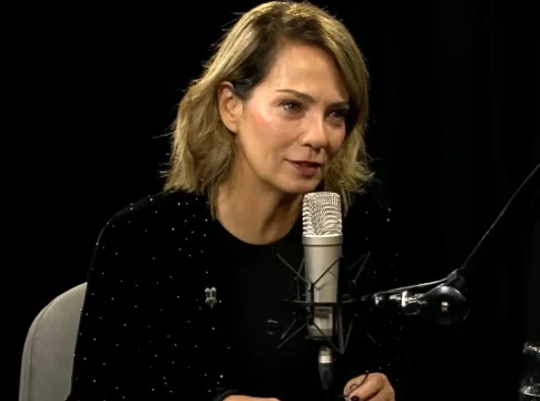 Alexandra Kohan (55), psicoanalista: “Podés tener a la persona perfecta delante y no sentir nada; el deseo no se puede calcular” Alexandra Kohan (55), psicoanalista: “Podés tener a la persona perfecta delante y no sentir nada; el deseo no se puede calcular”