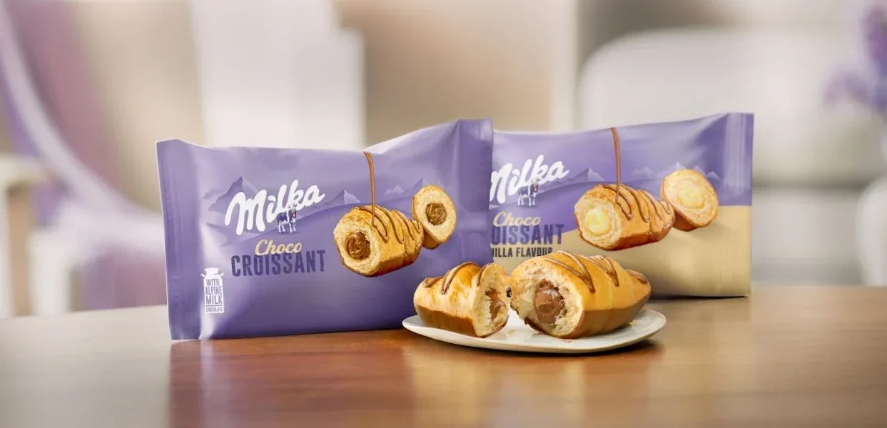 Milka se reinventa en el desayuno: así es su nuevo croissant relleno que quiere conquistar la bollería
