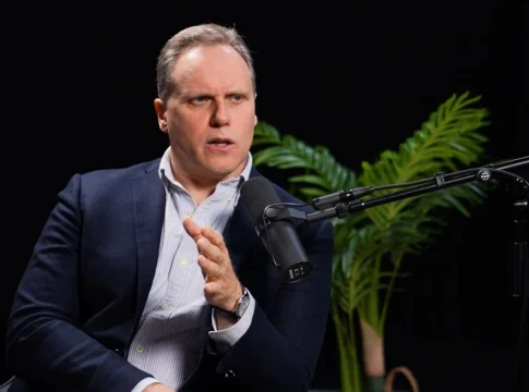 Daniel Lacalle (58), economista: “La inmigración masiva no salva las pensiones; es una falacia de libro” Daniel Lacalle (58), economista: “La inmigración masiva no salva las pensiones; es una falacia de libro”