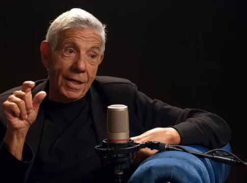 Eduard Estivill (76), especialista en sueño: “Dormir no es perder tiempo; es la actividad más importante de tu vida” Eduard Estivill (76), especialista en sueño: “Dormir no es perder tiempo; es la actividad más importante de tu vida”