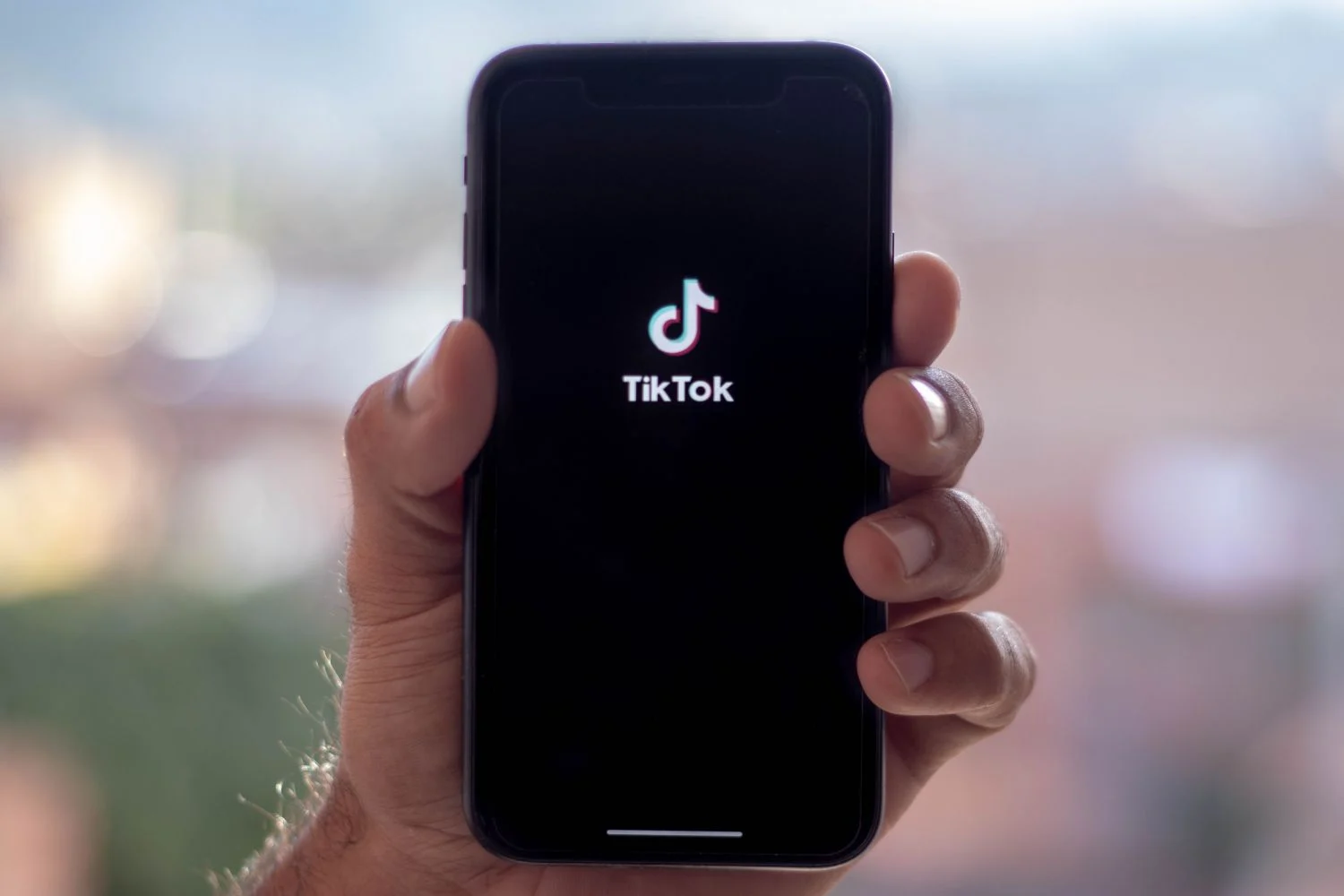 HubSpot integra TikTok en su plataforma así puedes convertir audiencias digitales en clientes