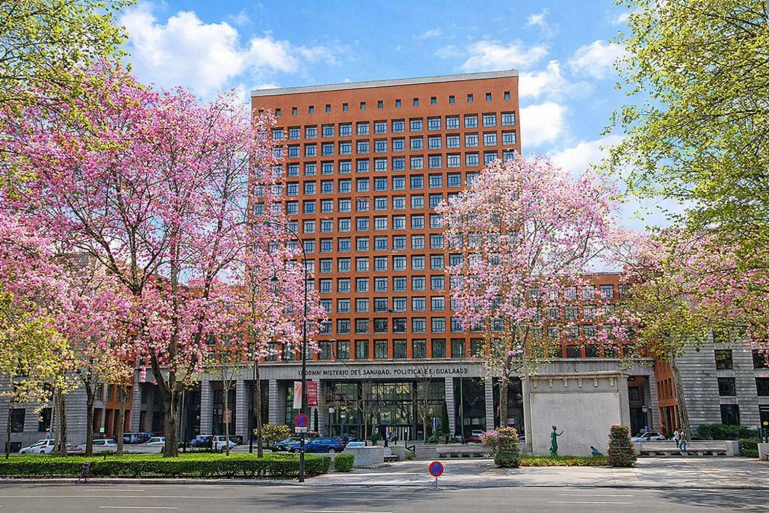 El Ministerio de Sanidad endurece el control sobre las pseudociencias: los tratamientos sin evidencia que dejarán de estar permitidos en centros sanitarios