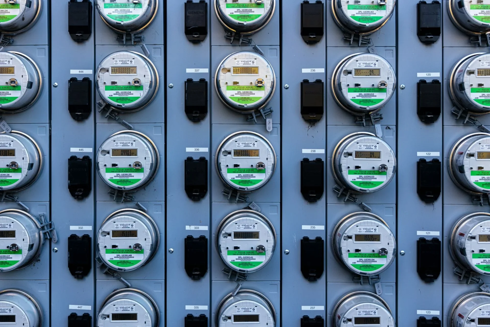 precio-luz-espana-hoy-cae-34-p-factura-electrica-ba factura eléctrica barata