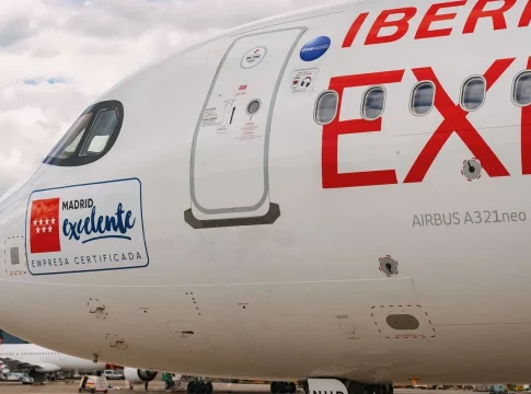 Iberia Express obtiene el sello Madrid Excelente y su Airbus A321neo se convierte en embajador aéreo de la excelencia madrileña