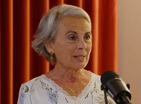 Luján Comas, médica anestesióloga: “El problema del miedo a la muerte es que dejan de vivir porque están siempre temiendo” Luján Comas, médica anestesióloga: “El problema del miedo a la muerte es que dejan de vivir porque están siempre temiendo”