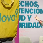5 kilómetros en bici con una Big Mac: Los viajes de los repartidores de Uber Eats y Glovo tras la "ley rider" de Yolanda Díaz 4 Merca2 Yolanda Díaz y Glovo. Fuente: Agencias