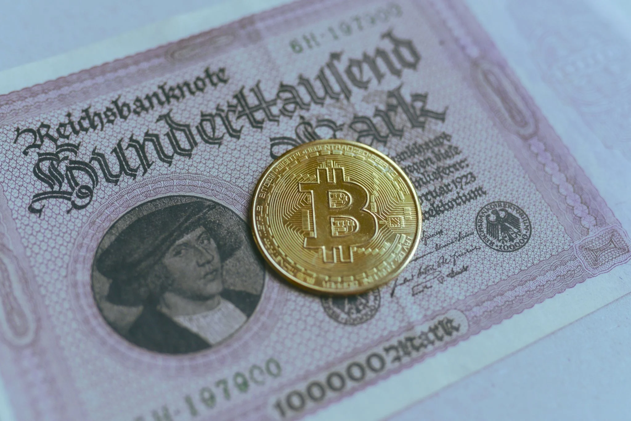Bitcoin reservas banco central Suiza