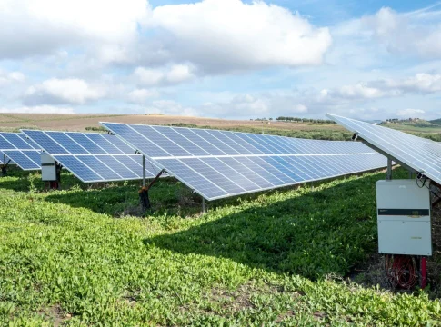 eolica-solar-superan-gas-abril-generacion-renovable-1 generación renovable récord
