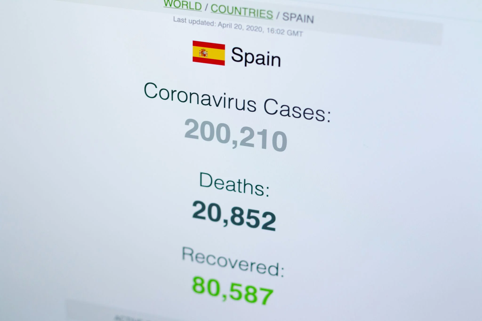 Goldman Sachs anticipa una caída del 25% en la prima de riesgo España con PP y Vox 1 Merca2 Goldman Sachs España