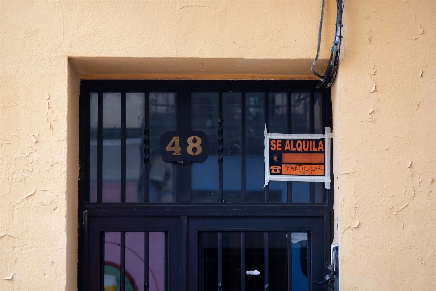 Cartel de alquiler de vivienda en Madrid. Fuente Agencias Cartel de alquiler de vivienda en Madrid. Fuente Agencias