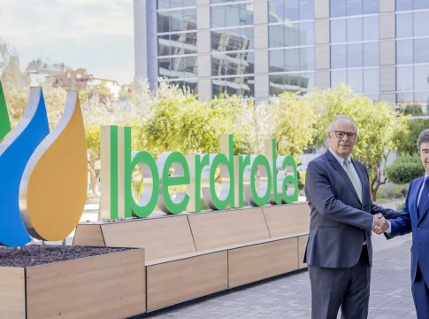 De izquierda a derecha, Mario Ruiz-Tagle, CEO de Iberdrola España, y José Miguel García, CEO de Vodafone España De izquierda a derecha, Mario Ruiz-Tagle, CEO de Iberdrola España, y José Miguel García, CEO de Vodafone España Fuente: Vodafone