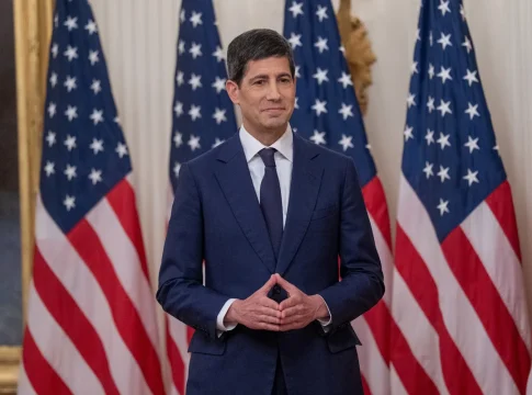 La Fed se prepara para cerrar la puerta a los recortes de tipos bajo el mando de Kevin Warsh. Imagen: Fed Kevin Warsh, presidente EP La Fed se prepara para cerrar la puerta a los recortes de tipos bajo el mando de Kevin Warsh