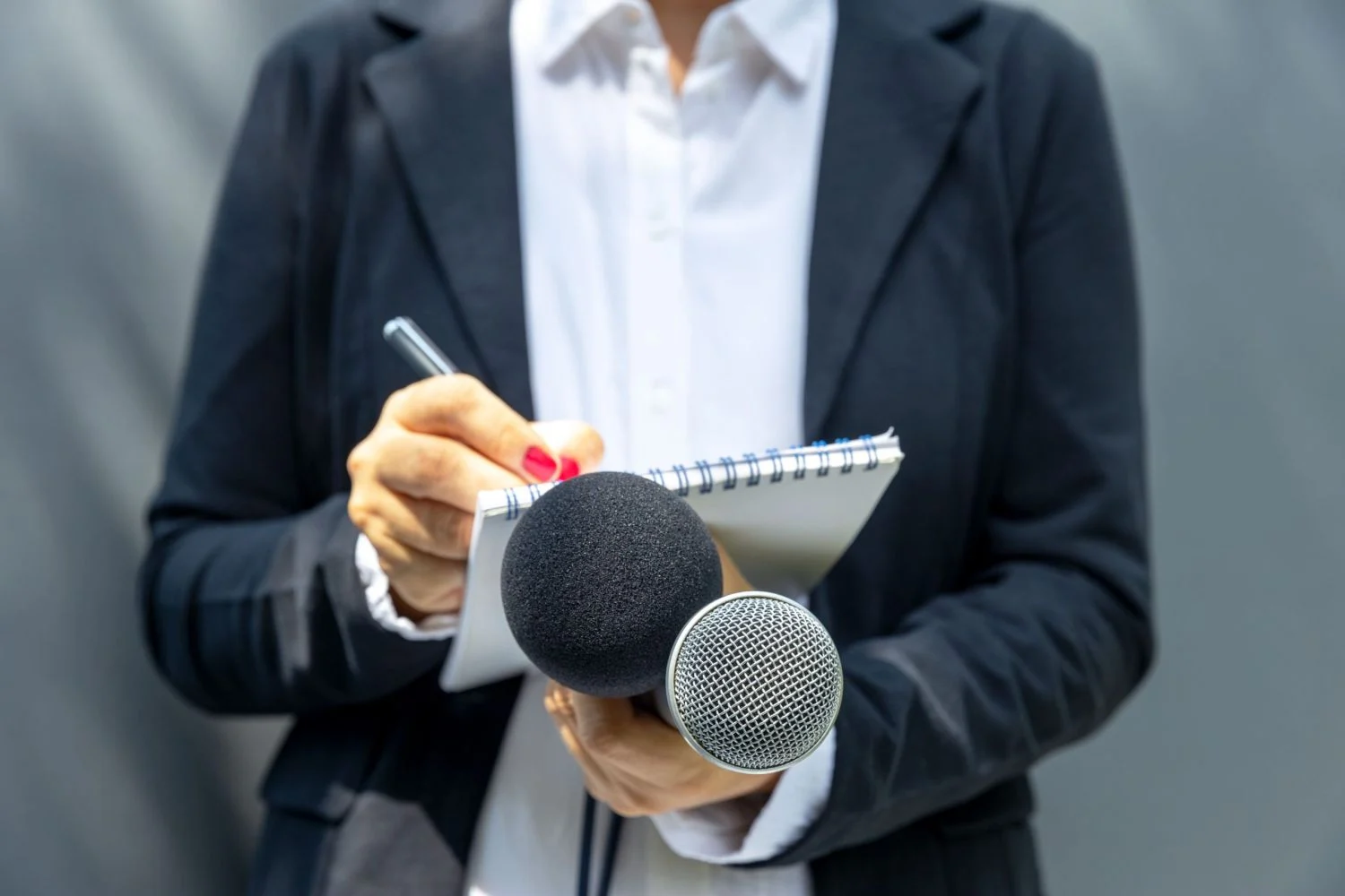 Habilidades-que-se-necesitan-para-tener-exito-en-el-periodismo-scaled