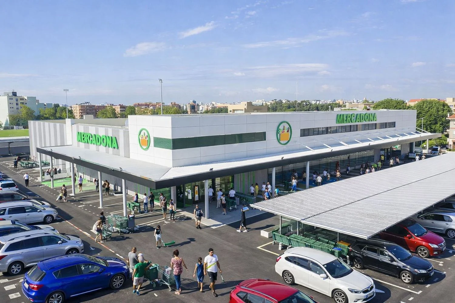 Adiós a los mostradores tradicionales, Mercadona estrena en Madrid su tienda T9 y esto es lo que encontrarás dentro