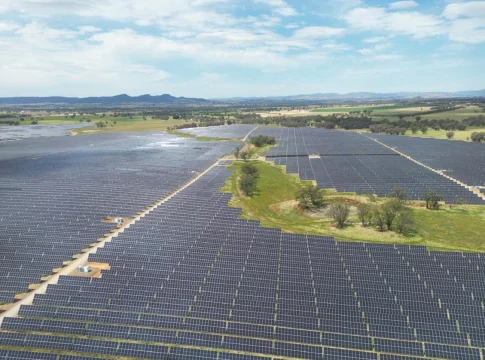 Planta fotovoltaica Bundaberg, en Australia. Naturgy Naturgy pone en operación dos nuevas plantas fotovoltaicas en Australia con 360 MW de capacidad conjunta