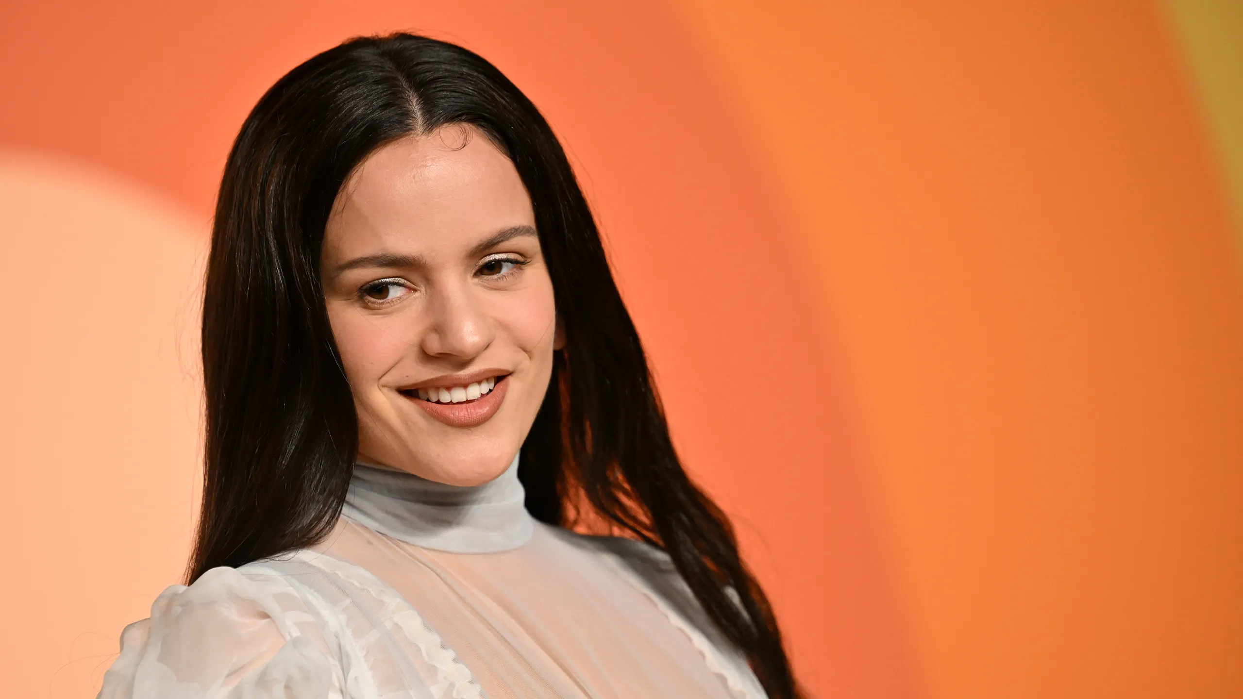 Las canciones en catalán más escuchadas del momento: Rosalía lidera con 86,5 millones de escuchas