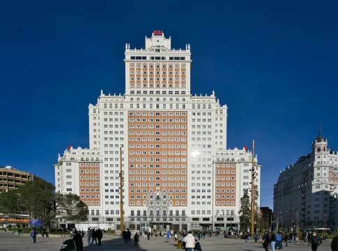 bad-bunny-dispara-precio-hoteles-madrid-portada Bad Bunny hoteles Madrid