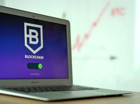 bitcoin-setmocktime-limite-uint32-max-portada Bitcoin setmocktime límite