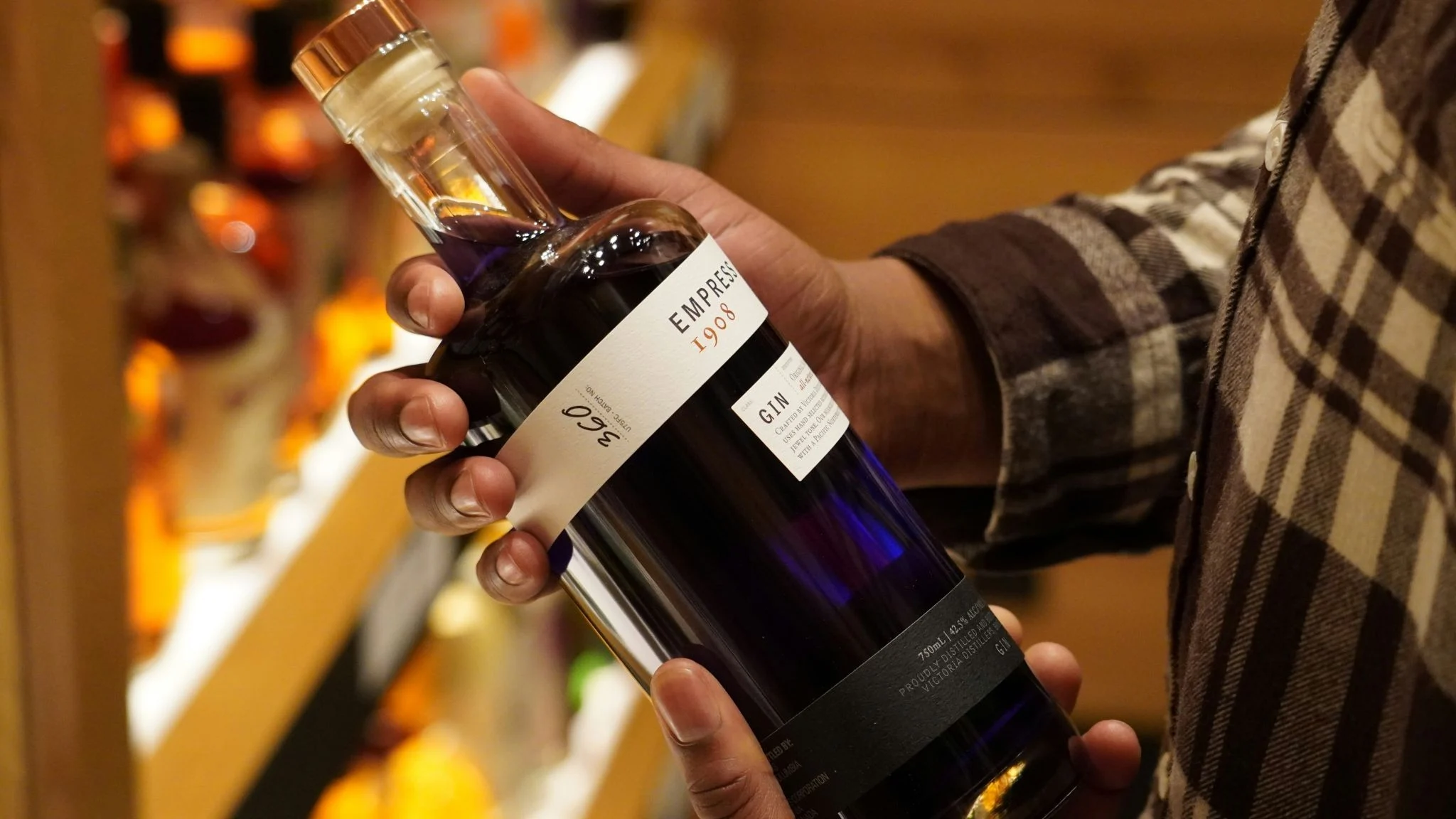 Condena por falsificación de contraetiquetas en vino de la D.O. Rueda: cómo proteger al consumidor 1 Merca2 fraude vino D.O.