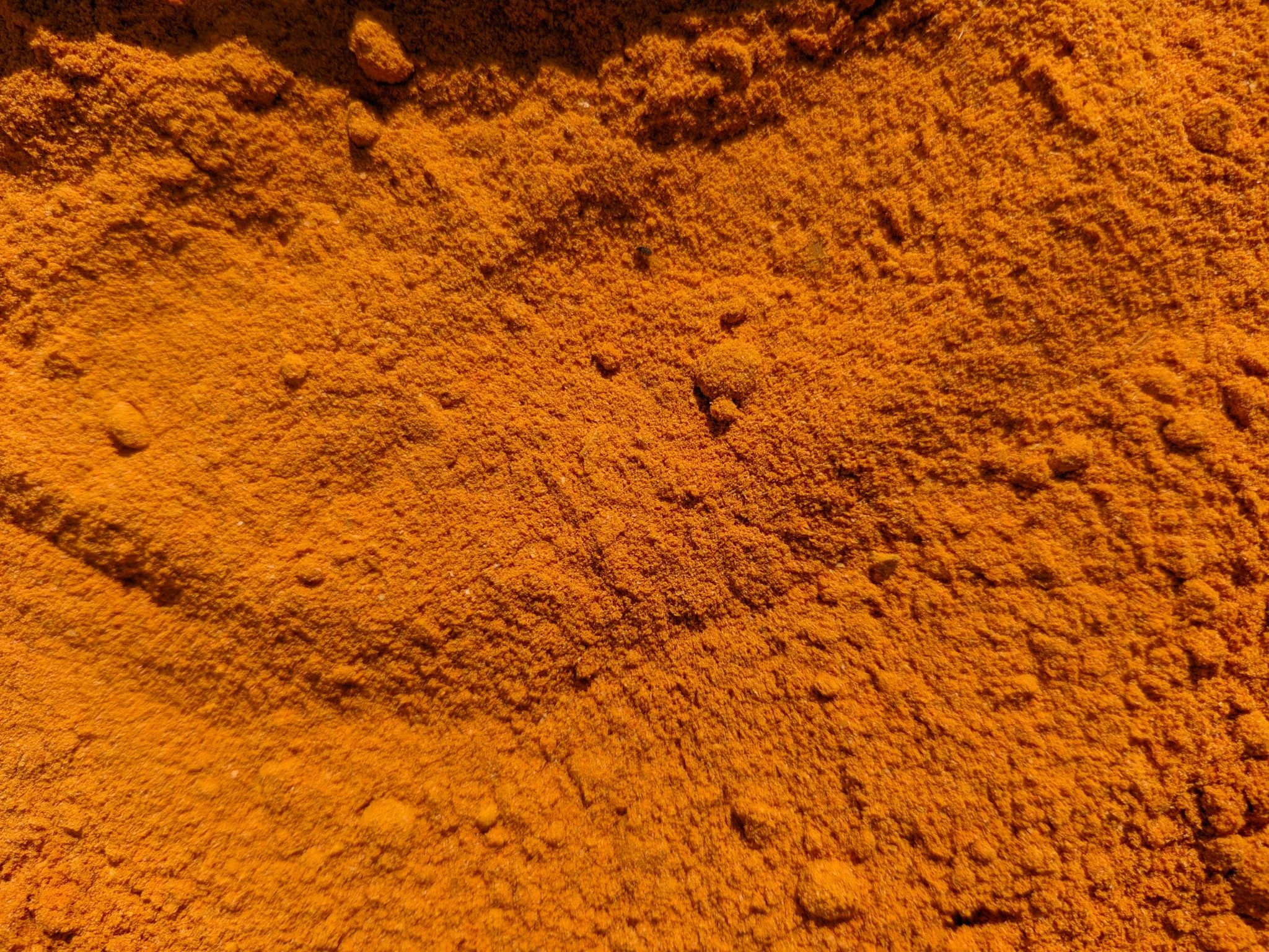Cúrcuma y su beneficio a tu corazón: la especia que con pimienta negra protege tu rendimiento cardiovascular 1 Merca2 curcumina antiinflamatoria