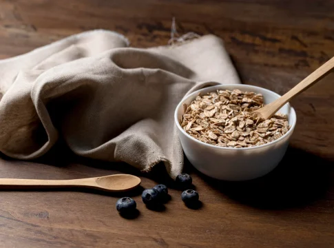 desayuno gachas de avena con semillas de chía y canela 0