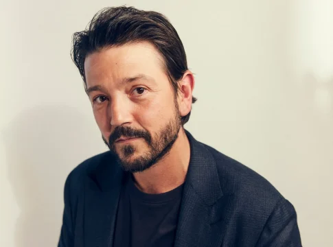 México 86 con Diego Luna es la película en español del verano en Netflix, un drama deportivo sobre cómo el Mundial llegó a México México 86 con Diego Luna es la película en español del verano en Netflix, un drama deportivo sobre cómo el Mundial llegó a México