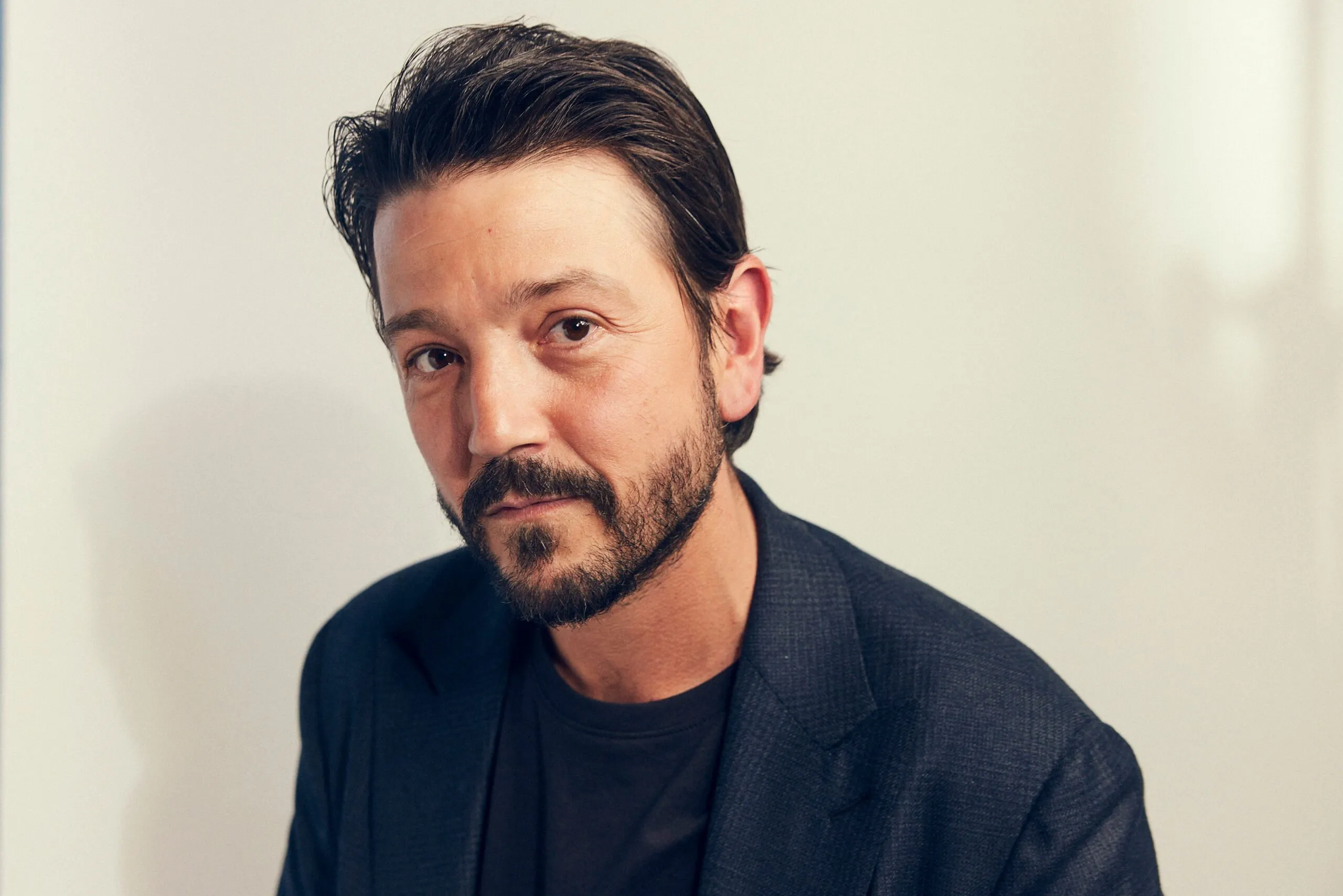 México 86 con Diego Luna es la película en español del verano en Netflix, un drama deportivo sobre cómo el Mundial llegó a México